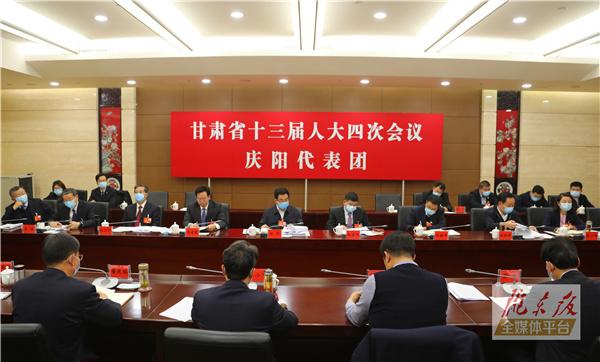 贠建民在審議省政府工作報(bào)告時(shí)指出 以實(shí)際行動(dòng)落實(shí)省委省政府工作部署 加快推動(dòng)慶陽(yáng)經(jīng)濟(jì)社會(huì)平穩(wěn)健康發(fā)展