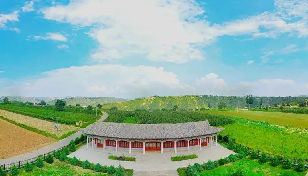 慶陽(yáng)市推出“慶百年學(xué)黨史·到南梁銘初心” 紅色旅游精品線路，邀你來(lái)打卡！