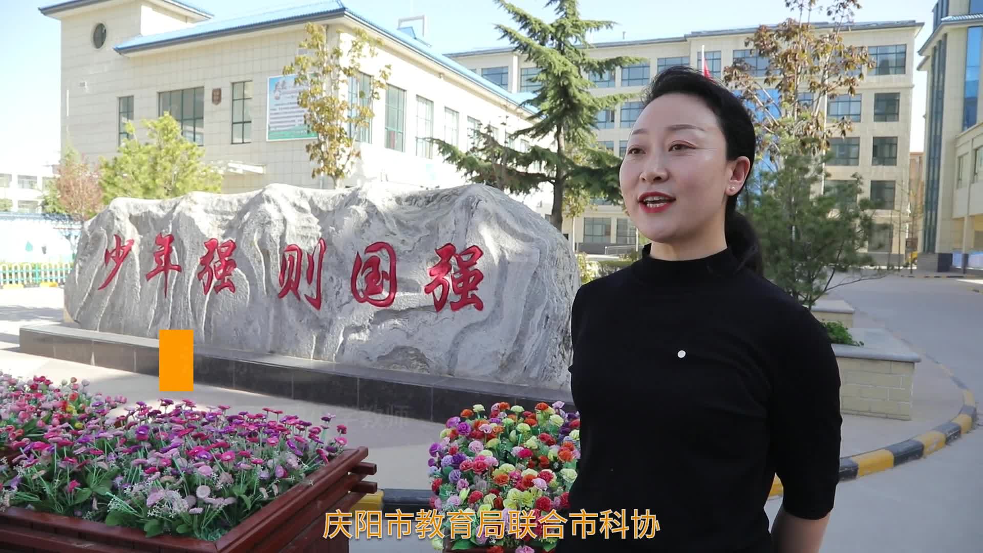 【第一眼】贊！科普知識進(jìn)校園，讓學(xué)生“零距離”感受科技魅力……
