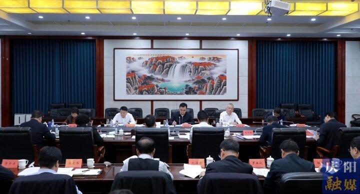 黃澤元在市委常委會主題教育調(diào)研成果交流會上強(qiáng)調(diào) 用好調(diào)查研究“傳家寶” 做足調(diào)查研究“基本功” 真正把調(diào)研成果轉(zhuǎn)化為高質(zhì)量發(fā)展實際成效