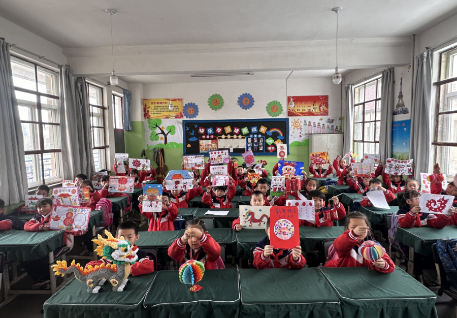 元氣滿滿新學(xué)期 正寧縣各中小學(xué) 幼兒園迎來開學(xué)第一天