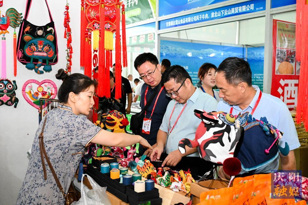【攝影專題】展形象 引活水 結(jié)碩果——慶陽市組團參加第三十屆蘭洽會紀(jì)實