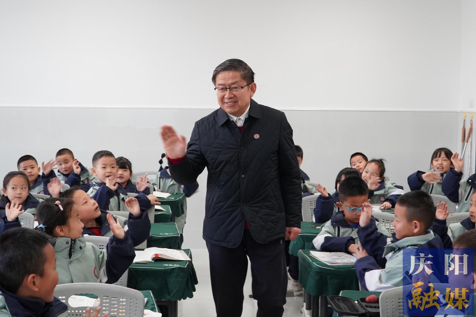 【報效祖國 建功西部】 孫建國：從黃浦江畔到黃土高原的教育拓荒者