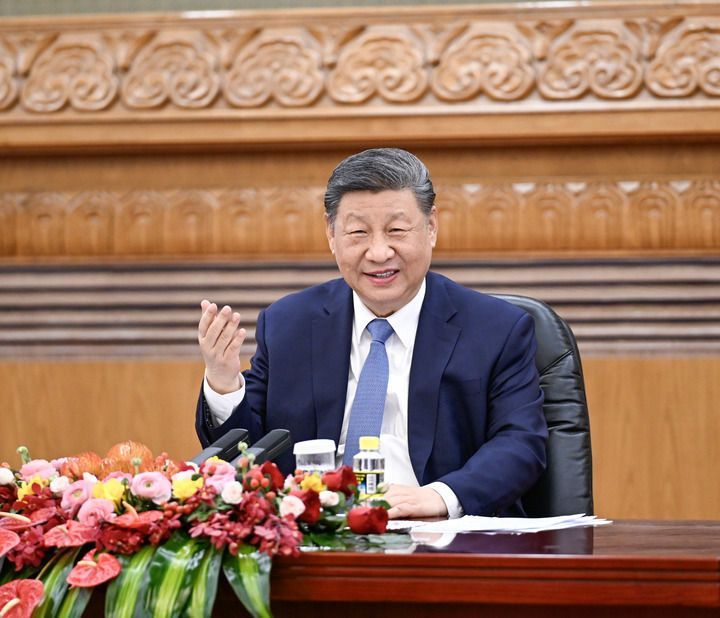 一見·通過這場會見，讀懂中國何以被視為“確定性的綠洲”